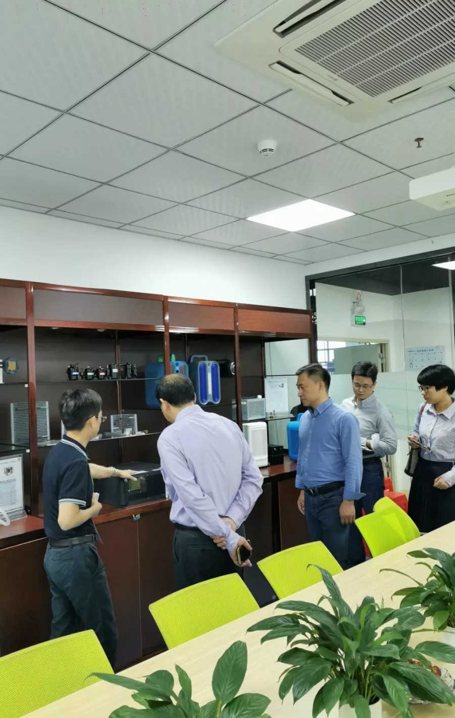 參觀產品展示區