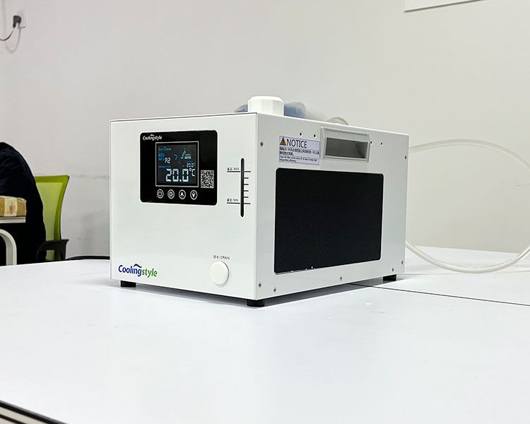 酷凌時代微型激光冷水機